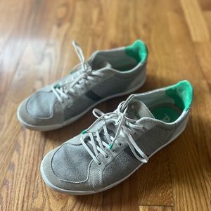 PLAE Men’s gray casual shoes - size 9.5
